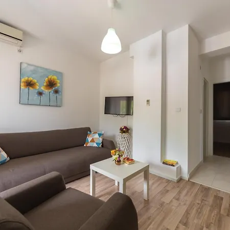 Apartments My Przno Светі-Стефан Номер фото